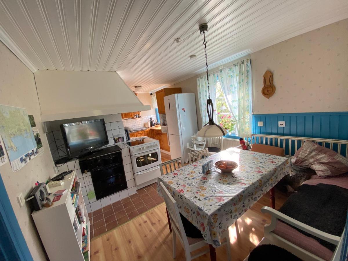Spjutsbygds Gards Bed And Breakfast Rodeby 外观 照片
